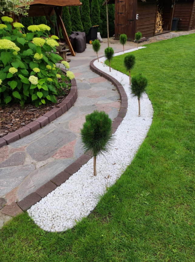 Usługi kamieniarstwa artystycznego Szczytno Oferujemy usługi z kamienia polnego, łupanego i ciętego. Wykonujemy takie usługi jak wjazdy, tarasy, ogrodznia, zabudowa ziemianek, fundamenty itp.